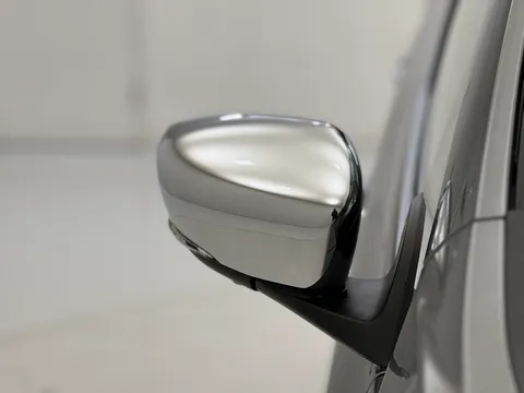 NL71XPH Nissan LEAF 110kW N-Connecta 40kWh 5dr Auto Thumbnail #34