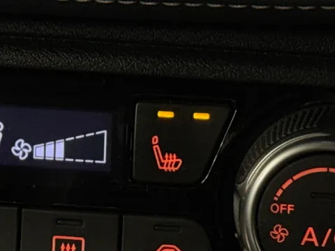 PE70MTX Nissan Juke 1.0 DiG-T Tekna 5dr DCT Thumbnail #26