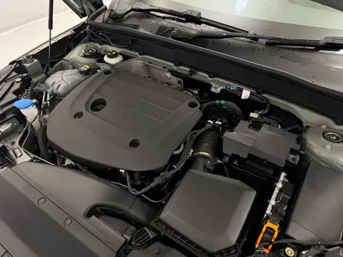 DL23BVJ Volvo XC40 2.0 B4P Ultimate Dark 5dr Auto Thumbnail #30