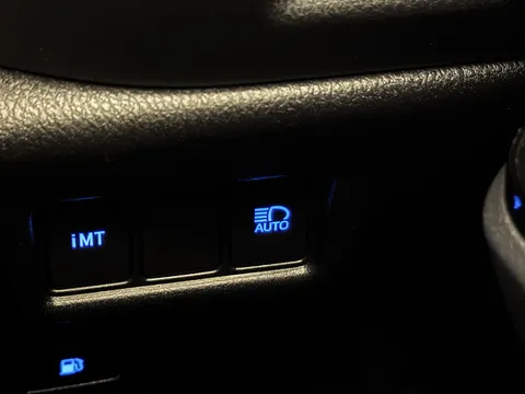 WV67ZZM Toyota C-HR 1.2T Dynamic 5dr Thumbnail #24