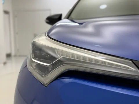 WV67ZZM Toyota C-HR 1.2T Dynamic 5dr Thumbnail #28