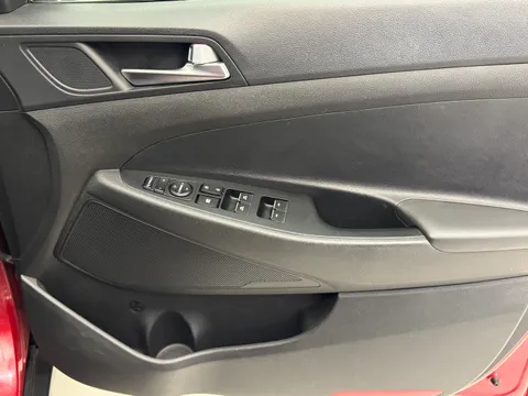 CA19NHG Hyundai Tucson 1.6 GDi SE Nav 5dr 2WD Thumbnail #15