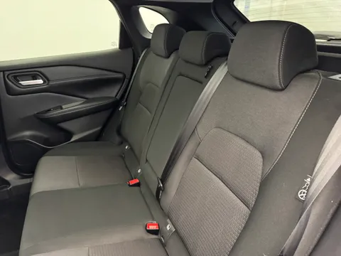 DS72SKD Nissan Qashqai 1.3 DiG-T MH N-Connecta [Glass Roof] 5dr Thumbnail #12