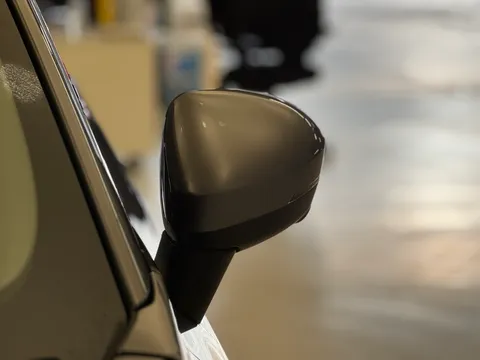 DS72SKD Nissan Qashqai 1.3 DiG-T MH N-Connecta [Glass Roof] 5dr Thumbnail #31