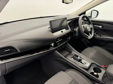 BP72OBE Nissan Qashqai 1.5 E-Power N-Connecta [Glass Roof] 5dr Auto Thumbnail #13