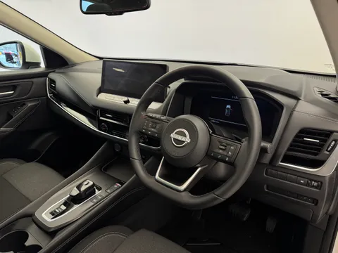 BP72OBE Nissan Qashqai 1.5 E-Power N-Connecta [Glass Roof] 5dr Auto Thumbnail #21