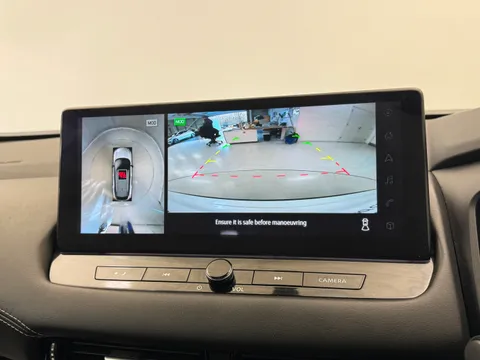 BP72OBE Nissan Qashqai 1.5 E-Power N-Connecta [Glass Roof] 5dr Auto Thumbnail #26