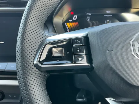 DA75XUK Mg Motor Uk Zs 1.5 Hybrid+ SE 5dr Auto Thumbnail #28