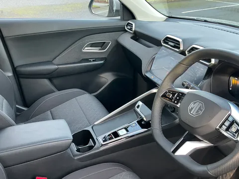 DA75XUK Mg Motor Uk Zs 1.5 Hybrid+ SE 5dr Auto Thumbnail #32