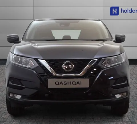 YC70UJY Nissan Qashqai 1.3 DiG-T MH Acenta Premium 5dr Thumbnail #2