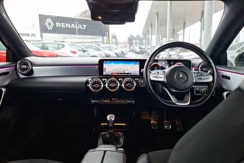 VX69OWB Mercedes-Benz A-Class A200 AMG Line Premium 5dr Thumbnail #4