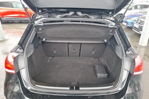 VX69OWB Mercedes-Benz A-Class A200 AMG Line Premium 5dr Thumbnail #29