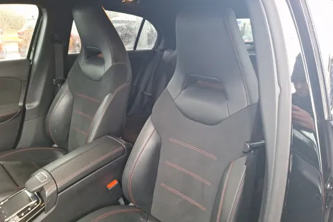 VX69OWB Mercedes-Benz A-Class A200 AMG Line Premium 5dr Thumbnail #35