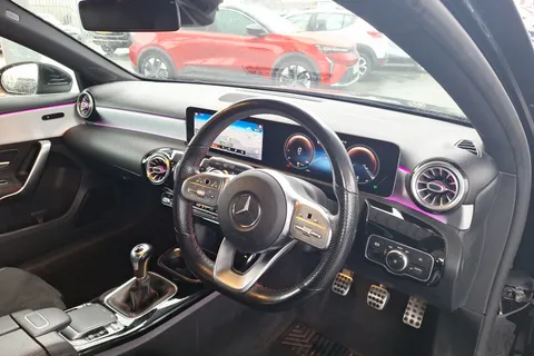 VX69OWB Mercedes-Benz A-Class A200 AMG Line Premium 5dr Thumbnail #36