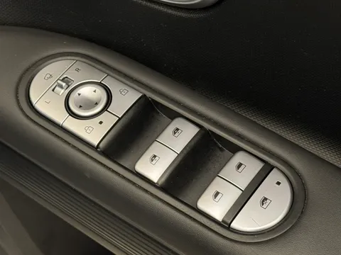 BD23JGX Hyundai Ioniq 5 168kW Premium 77 kWh 5dr Auto [Part Leather] Thumbnail #18