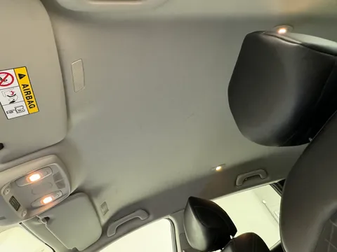 LX70PPK Renault Kadjar 1.3 TCE Iconic 5dr EDC Thumbnail #16