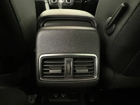 LX70PPK Renault Kadjar 1.3 TCE Iconic 5dr EDC Thumbnail #20