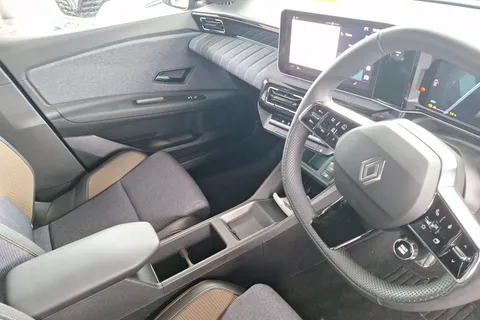 HT74ZTW Renault 5 110kW Techno Comfort Range 52kWh 5dr Auto Thumbnail #13