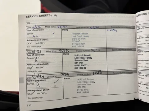 HV21OZP Renault Captur 1.3 TCE 130 Iconic 5dr Thumbnail #17