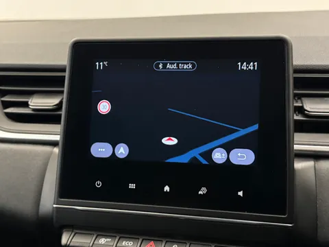 HV21OZP Renault Captur 1.3 TCE 130 Iconic 5dr Thumbnail #24