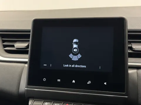 HV21OZP Renault Captur 1.3 TCE 130 Iconic 5dr Thumbnail #25