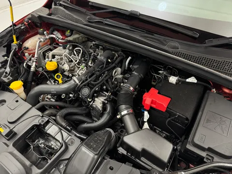 HV21OZP Renault Captur 1.3 TCE 130 Iconic 5dr Thumbnail #28