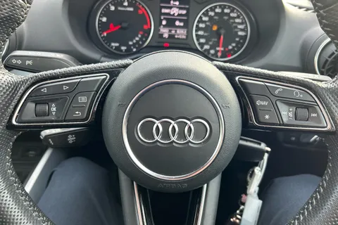 DA19FGX Audi Q2 30 TDI S Line 5dr Thumbnail #15