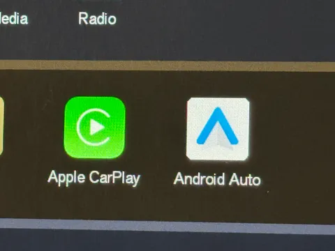 YR72JDJ Volvo XC40 170kW Recharge Plus 69kWh 5dr Auto Thumbnail #24