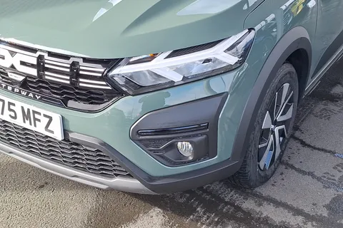 BD75MFZ Dacia Sandero Stepway 1.0 TCe Expression 5dr Thumbnail #15