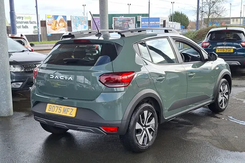 BD75MFZ Dacia Sandero Stepway 1.0 TCe Expression 5dr Thumbnail #24