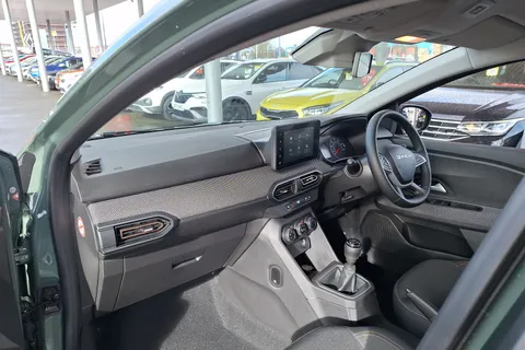 BD75MFZ Dacia Sandero Stepway 1.0 TCe Expression 5dr Thumbnail #29