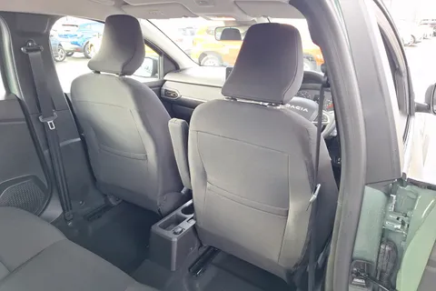 BD75MFZ Dacia Sandero Stepway 1.0 TCe Expression 5dr Thumbnail #32