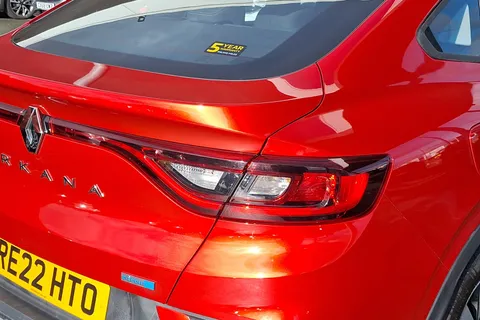 RE22HTO Renault ARKANA 1.6 E-TECH Hybrid 145 Iconic 5dr Auto Thumbnail #16