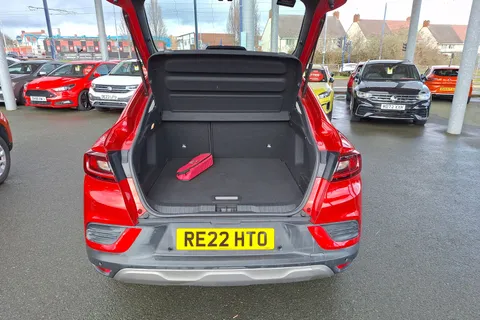 RE22HTO Renault ARKANA 1.6 E-TECH Hybrid 145 Iconic 5dr Auto Thumbnail #18