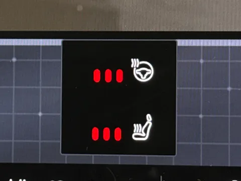 WV71FHW Volvo V90 2.0 B4P R DESIGN 5dr Auto Thumbnail #30