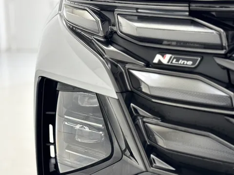 DN75CFX Hyundai Tucson 1.6T Plug-in Hybrid N Line S 5dr Auto Thumbnail #32