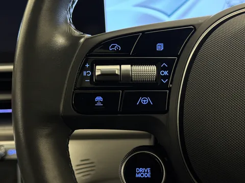 6 of 36 for Hyundai Ioniq 6 239kW Ultimate 77kWh 4dr AWD Auto