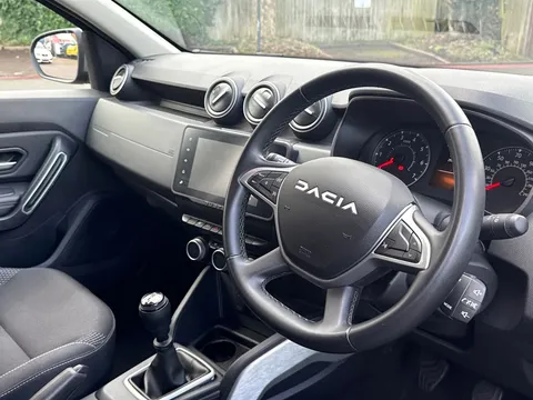 WP24JCO Dacia Duster 1.0 TCe 90 Journey 5dr Thumbnail #23