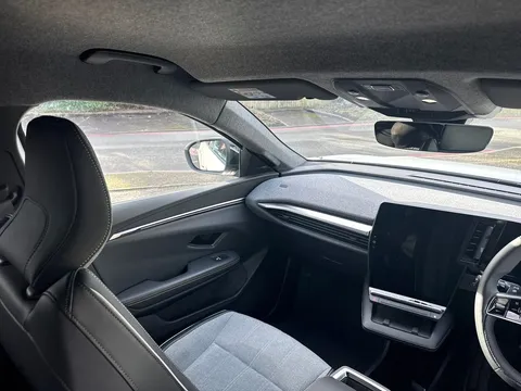 HN24WBP Renault Scenic E-Tech 160kW Techno 87kWh Long Range 5dr Auto Thumbnail #18