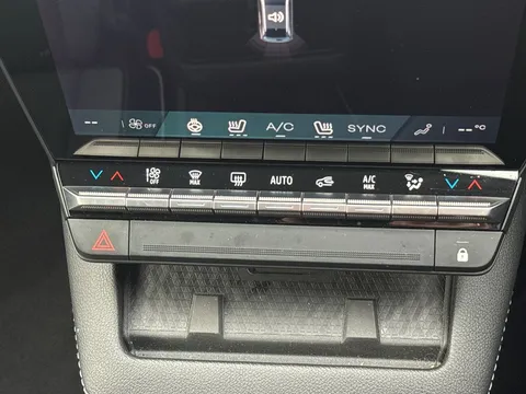 HN24WBP Renault Scenic E-Tech 160kW Techno 87kWh Long Range 5dr Auto Thumbnail #20