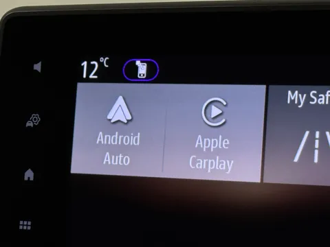 DL75WFP Renault Trafic LL30 Blue dCi 150 Extra [Safety] Van Thumbnail #16