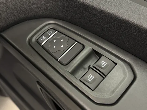 DL75WCC Renault Trafic LL30 Blue dCi 150 Advance [Safety] Van EAG9 Thumbnail #15