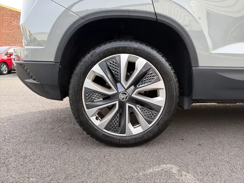 DW23FTO Škoda Karoq 1.5 TSI SE L 5dr DSG Thumbnail #5