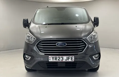 YR23JFE Ford Tourneo Custom 2.0 EcoBlue 130ps L/R 8 Seater Titanium Auto Thumbnail #2