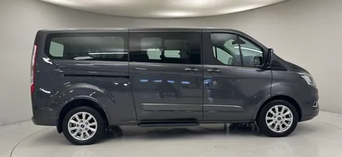 YR23JFE Ford Tourneo Custom 2.0 EcoBlue 130ps L/R 8 Seater Titanium Auto Thumbnail #5