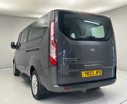 YR23JFE Ford Tourneo Custom 2.0 EcoBlue 130ps L/R 8 Seater Titanium Auto Thumbnail #8
