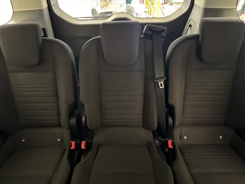 YR23JFE Ford Tourneo Custom 2.0 EcoBlue 130ps L/R 8 Seater Titanium Auto Thumbnail #13