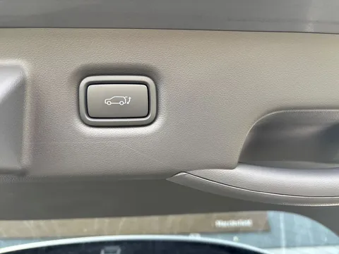 MC25XGX Hyundai Ioniq 5 239kW Ultimate 84 kWh 5dr AWD Auto Thumbnail #17