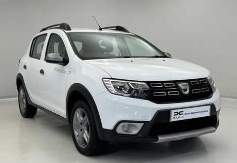 DU69MHL Dacia Sandero Stepway 0.9 TCe Essential 5dr Thumbnail #1
