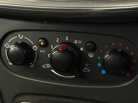 DU69MHL Dacia Sandero Stepway 0.9 TCe Essential 5dr Thumbnail #21